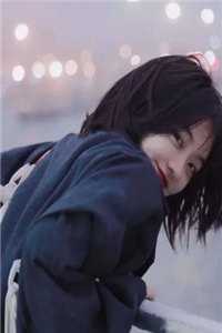 她急着去救白月光的狗，把女儿拖行了数百米小说结局